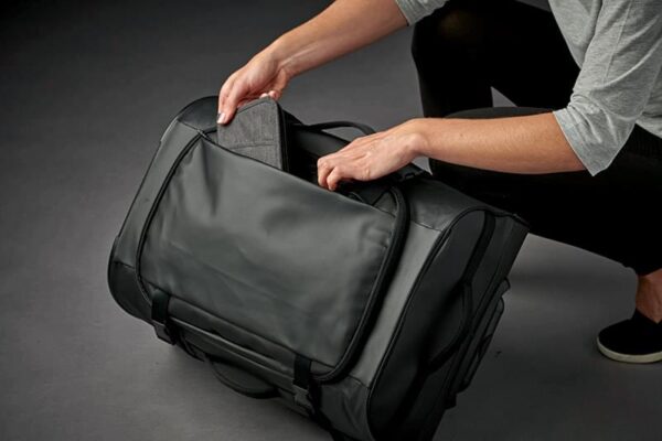 Odessa Wheeled Duffle - Imagen 2